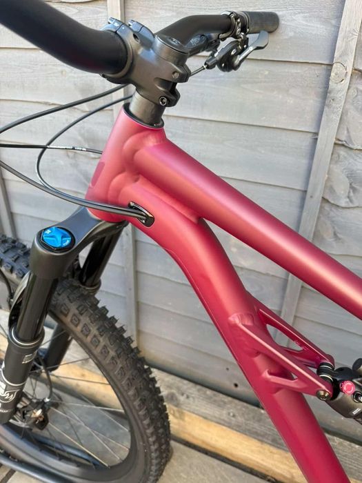 Specialized Status 140 Full Suspension Mountain Bike size L