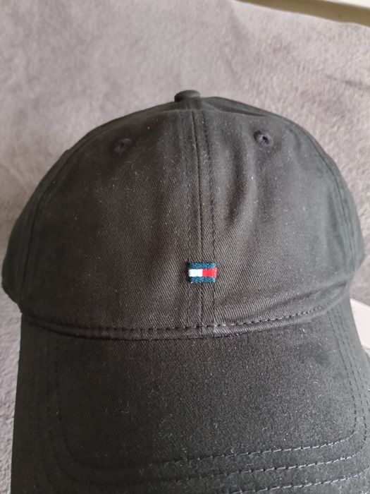 Tommy Hilfiger flag șapcă unisex neagra cu logo discret mic brodat OS noua originala