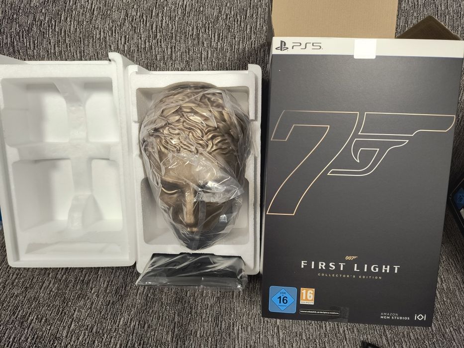 007 First Light collectors edition PS5
