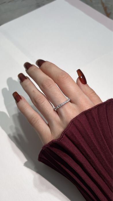 Серебряные кольца с муассанитом