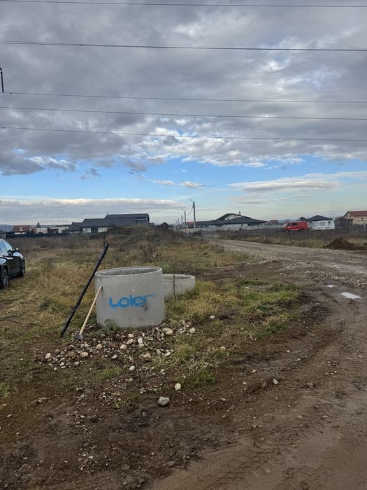 Teren intravilan 3 parcele de la 650 mp-1000mp cu proiect pentru casă!