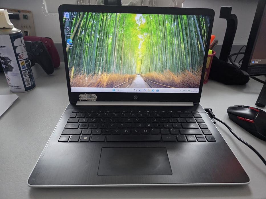 Laptop HP 14s-dq1008nq