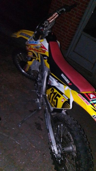 Vând Cross RM-Z 250