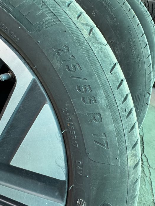 Гуми Michelin Primacy 4 215/55/17 летни дот 4420 - джантите не се продават