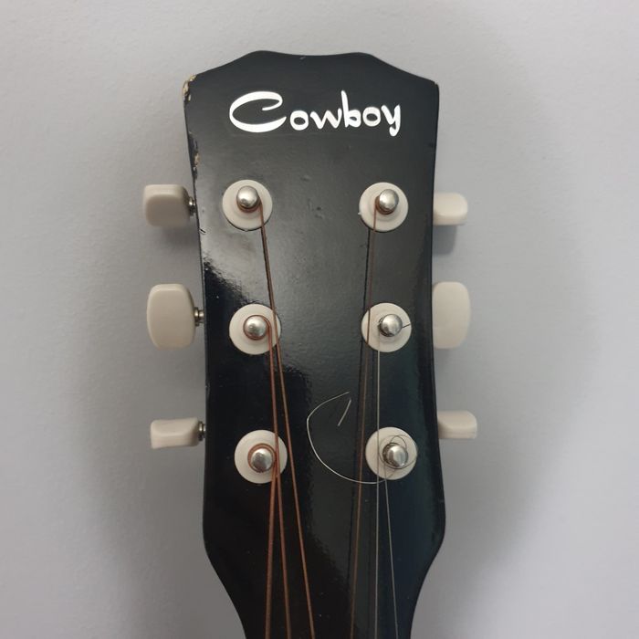 Продаётся гитара