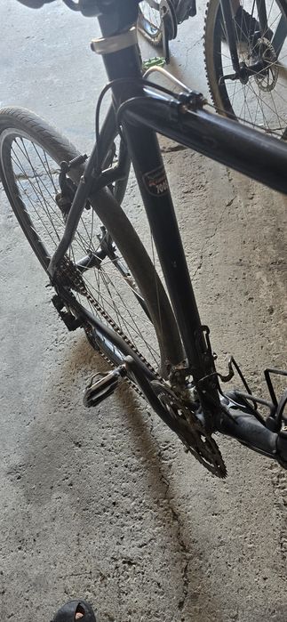 Bicicletă mare pentru persoane înalte are Dinamo în butuc