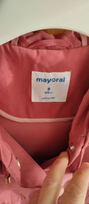 Пролетно яке за момиче