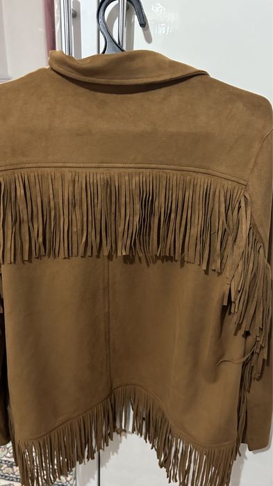 Продам верхнюю одежду