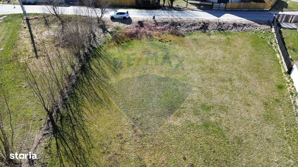 Teren intravilan 1,486mp Zarnesti / Soseaua Branului