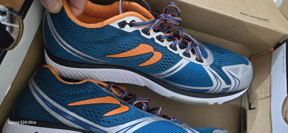 Нови маратонки Newton Motion 6 44 номер.