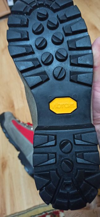 Nomad №45-50 евро   Richer №45-35 евро    Meindle №45-40 евро