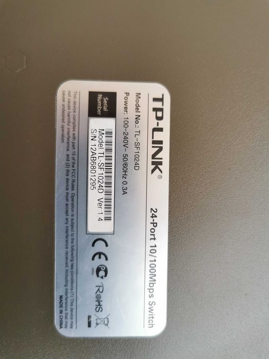 TP-LINK TL_SF1024D Switch