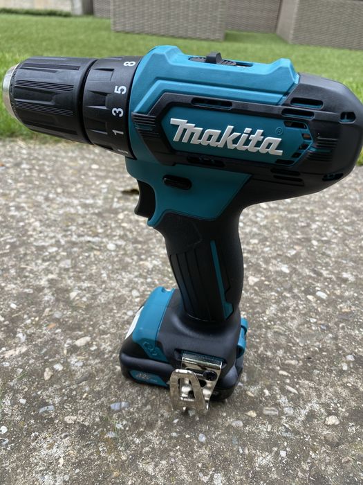Surubelnita electrica Makita DF333D