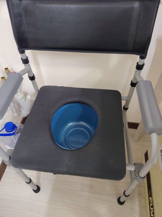 Матрас и  Йони Стим стул   продам срочно