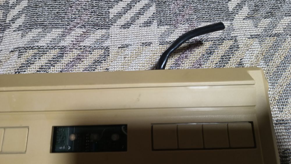 Стара клавиатура от Бай Тошово време!