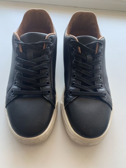 кроссовки Zara