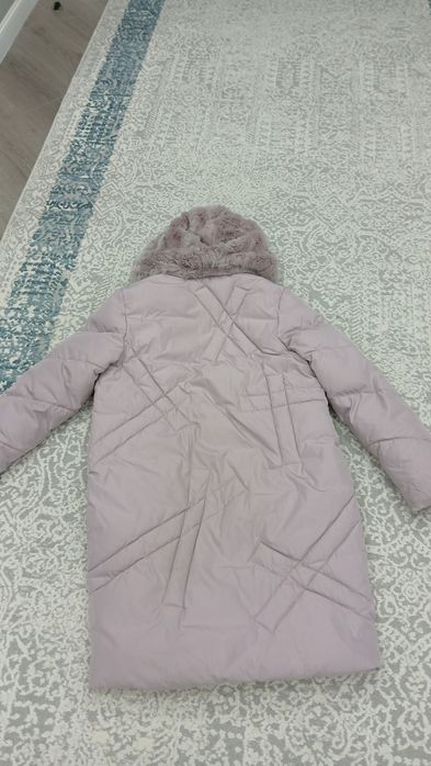 Продам пуховик для девочек