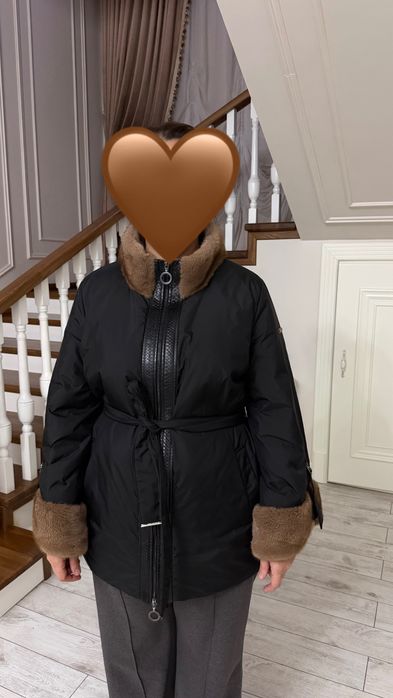 Куртка rafaello красивая