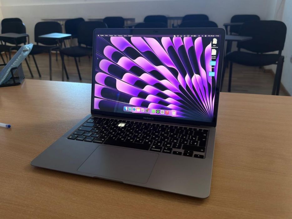 Продам Mac Air m1 2020