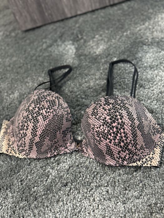 Сутиени Victoria’s Secret , Calvin Klein