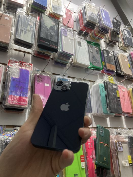 Айфон 14 128гб.