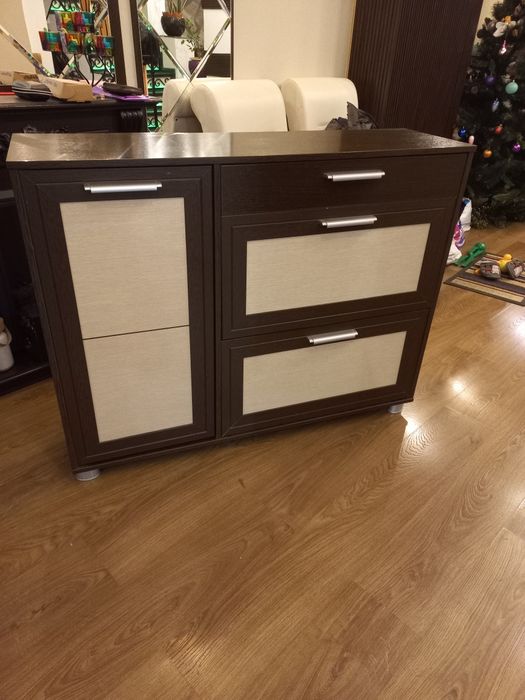 Мебель для прихожей.