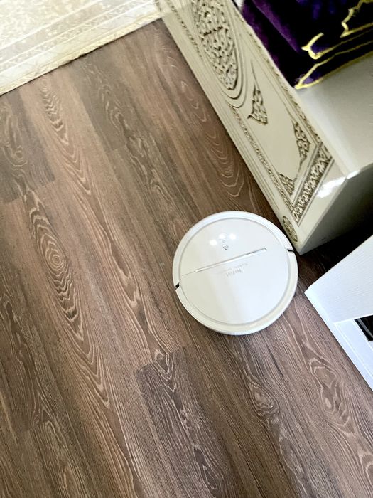 Робот пылесос