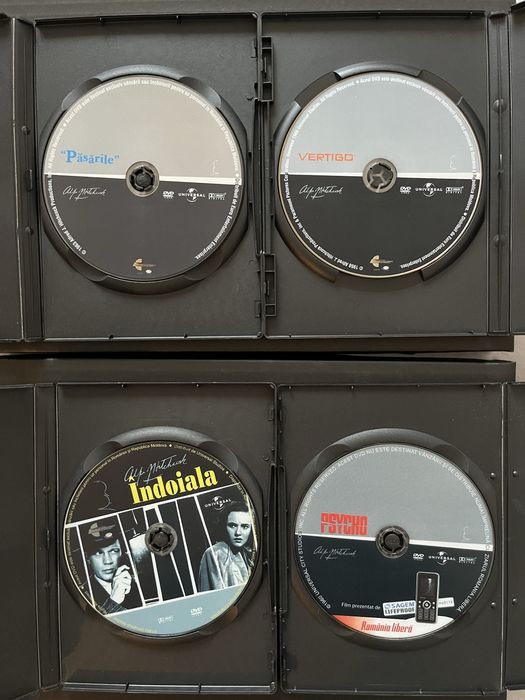 Lot 4 DVD-uri filme Alfred Hitchcock