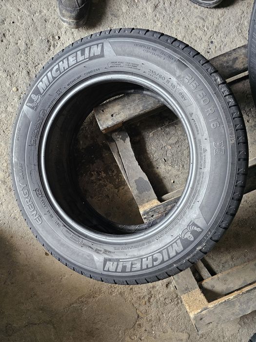 2 anvelope vara 215 60 16 Michelin