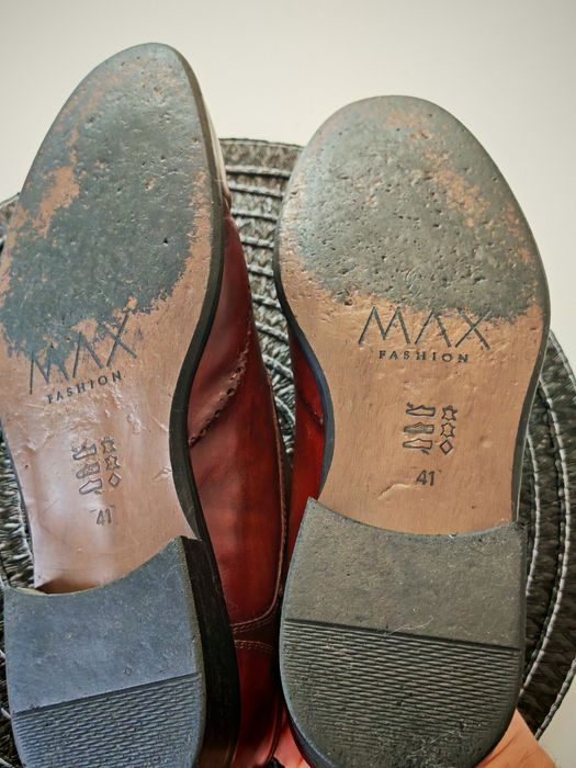 Pantofi eleganți bărbați MAX Fashion, din piele naturală, mărimea 41 – Purtați o singură dată (Stare excelentă)