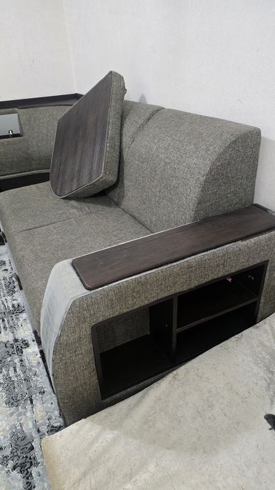 Отдам бесплатно диван