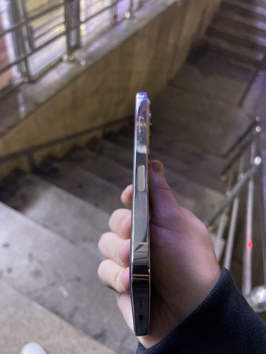 Iphone 13 pro max gold 128 kar dok bor