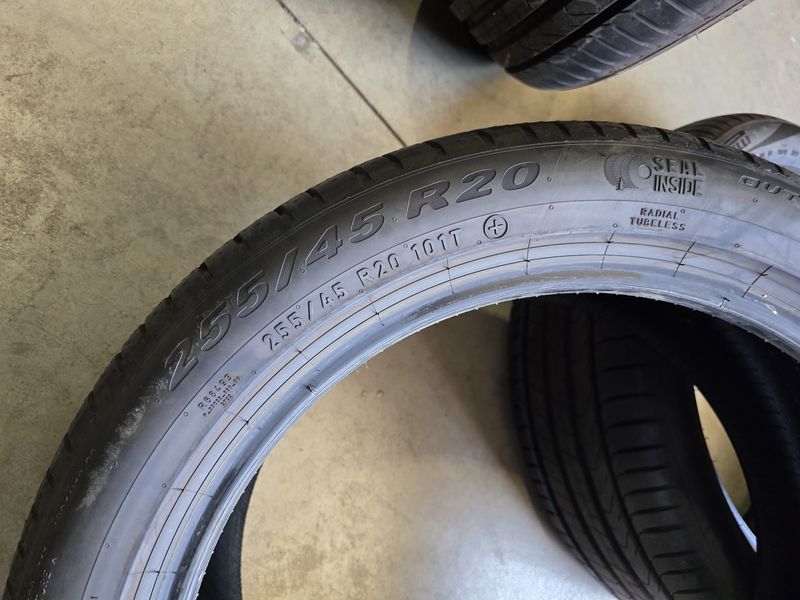 255/45/20//235/50/20 PIRELLI