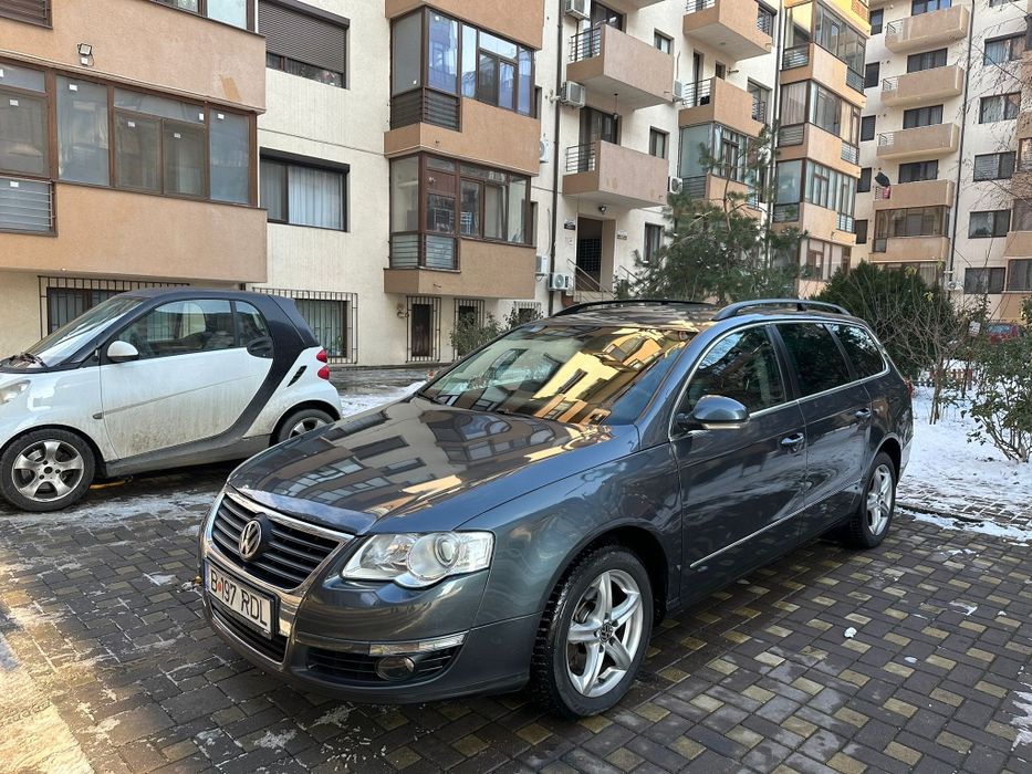 Vând pasat b6 automat  motor  2.0 diesel  proprietar