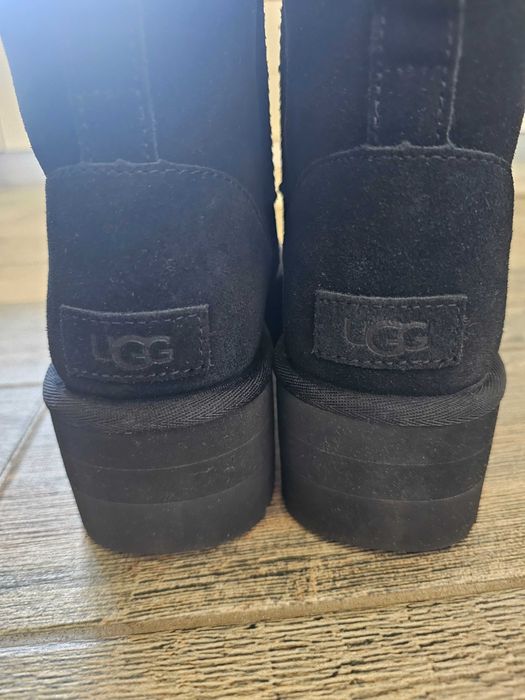 UGG ботуши, номер 40, нови