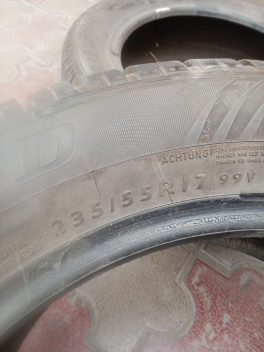 Продам 2 шины В Хорошем Состоянии!