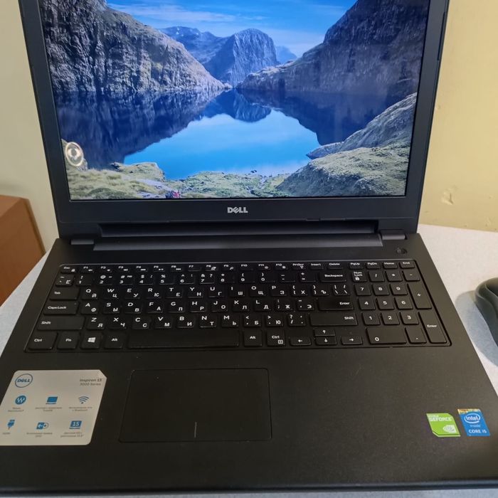 Ноутбук   DELL  core15