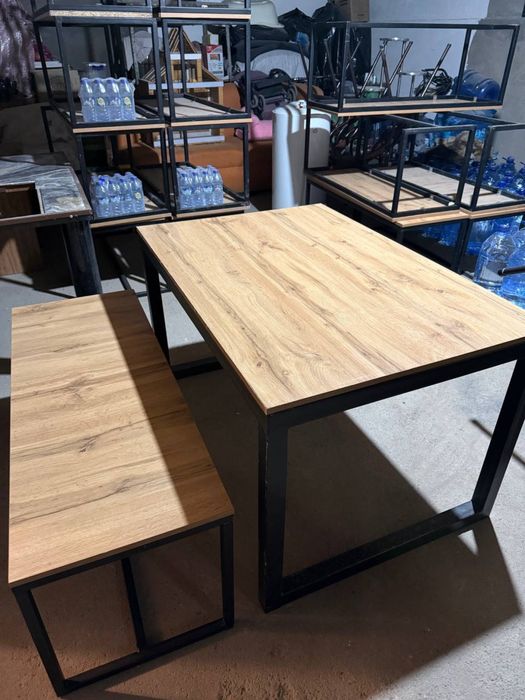 Stol stul Restaranniki sotiladi