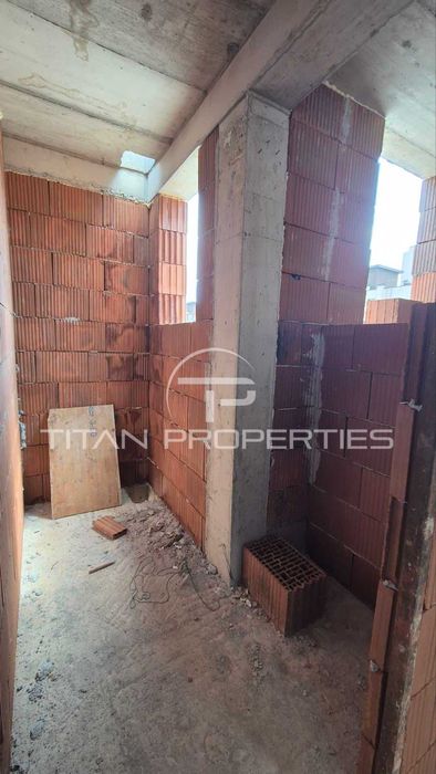 Продава се Тристаен апартамент в Пловдив, Кючук Париж - 123 кв.м за 1253 €/кв.м - Снимка #4