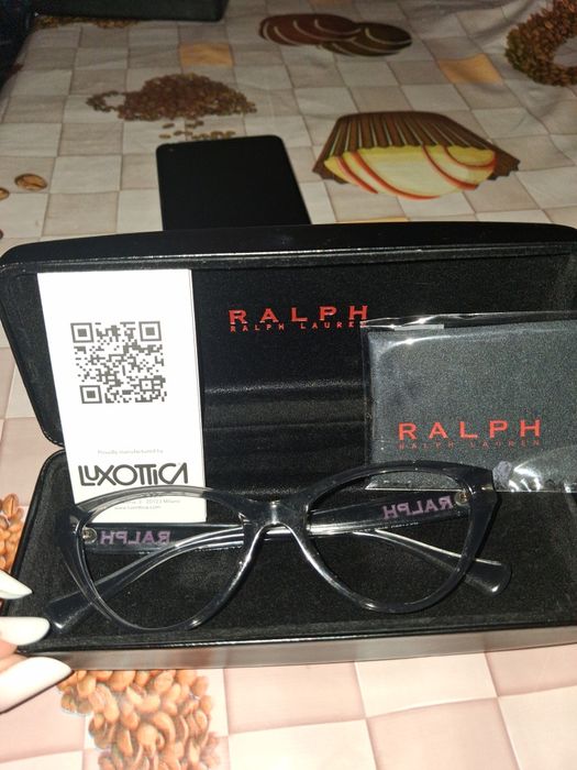 Vând ramă de ochelari