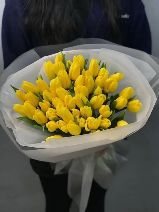 101 тюльпаны 9900тг Қызғалдақ 101 роза