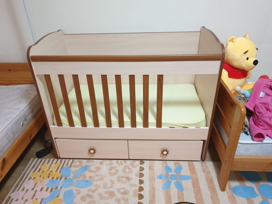 Подарявам детска кошара