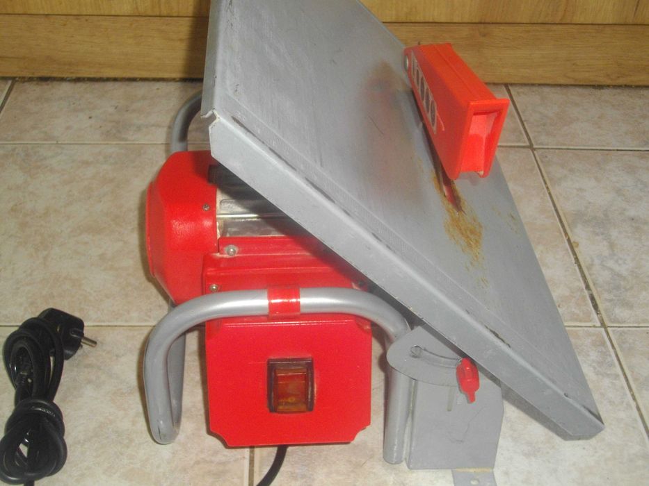 600W-ф180-150мм Немска Ел. Машина Рязане Плочки Плочи Meister / TIP