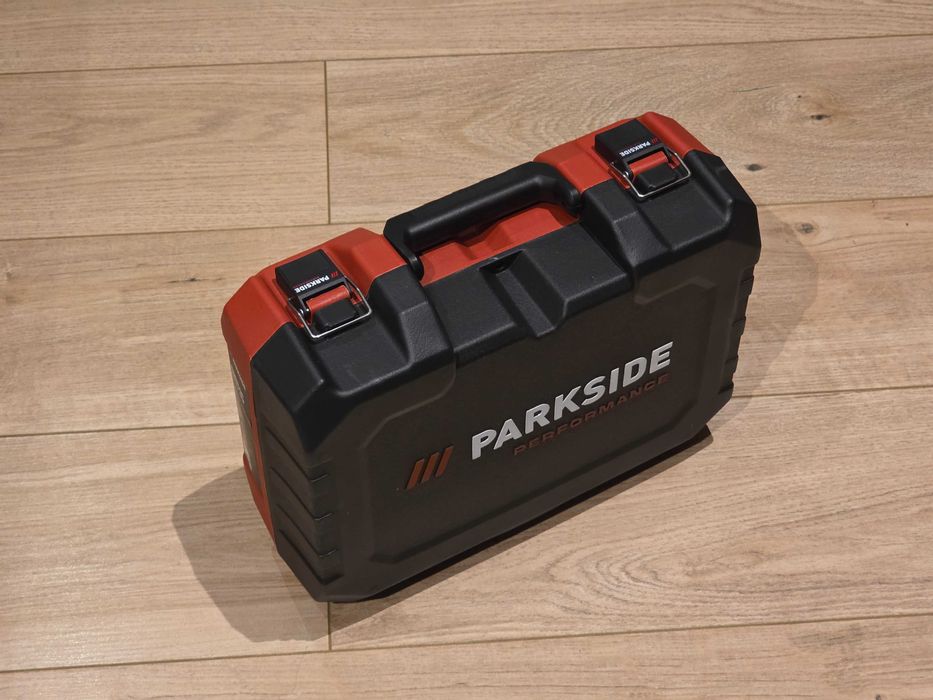 Filetanta cu impact Parkside Performance + acumulator si trusa chei