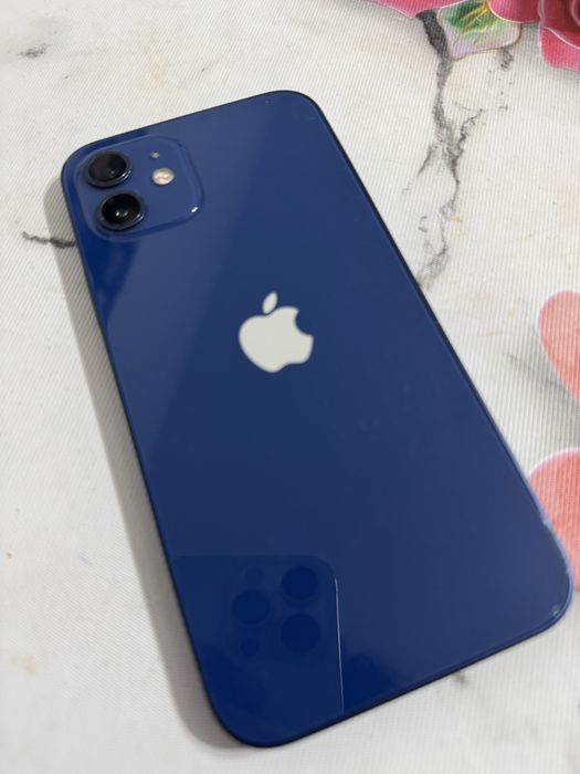 vand iphone 12 in stare excelenta