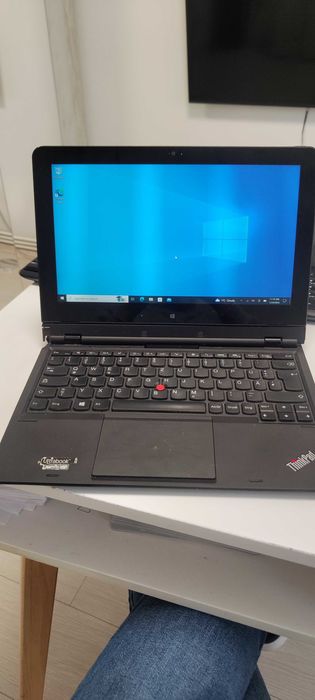 Lenovo ThinkPad Helix i7 i7-3667U (11.6") Touch screen 8 GB RAM 256 GB