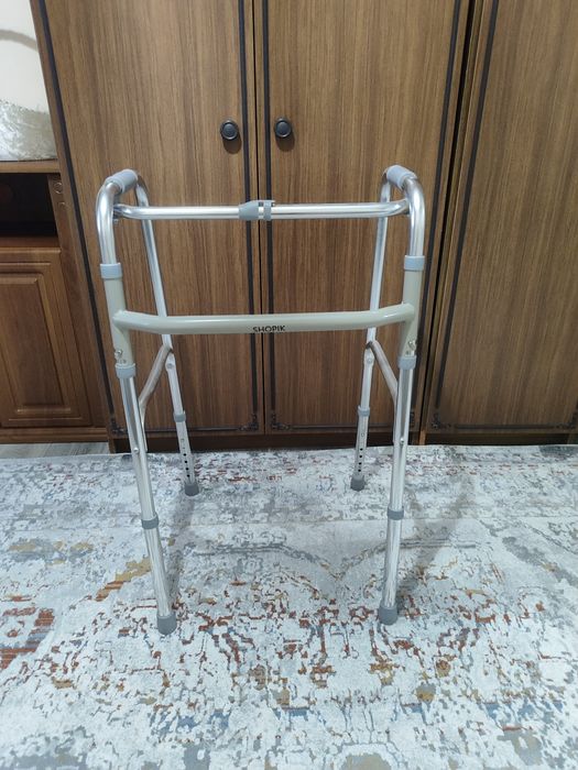 Ходунки для взрослых