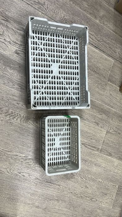 Продам белые пластмасовые корзины