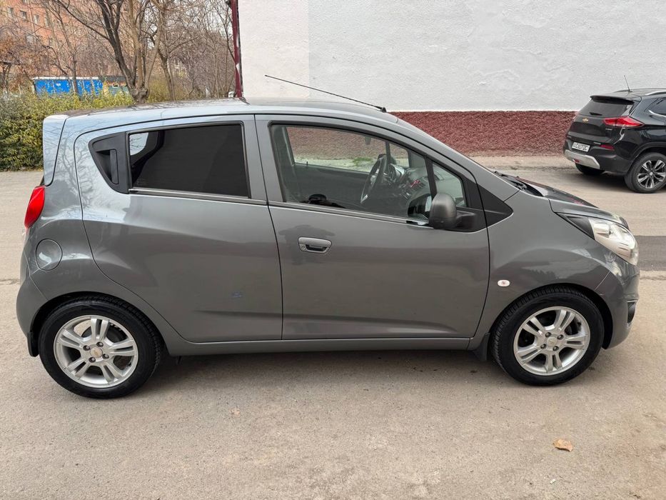 Chevrolet Spark 2020 Механика 85 000 км 1 хозяин