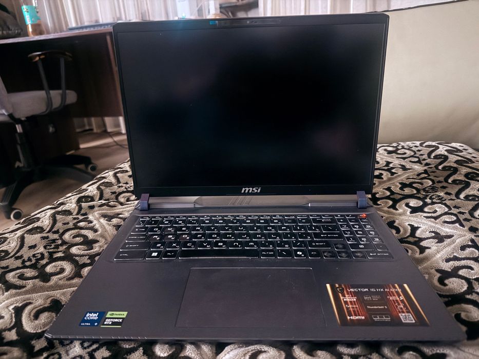 Ноутбук MSI VECTOR HX 16
